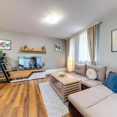 Luxury Flat In Grand By Flat Mаnager Lägenhet