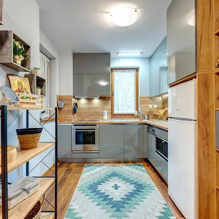 Lägenhet Luxury Flat In Grand By Flat Mаnager