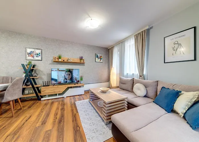 Luxury Flat In Grand By Flat Mаnager Apartment